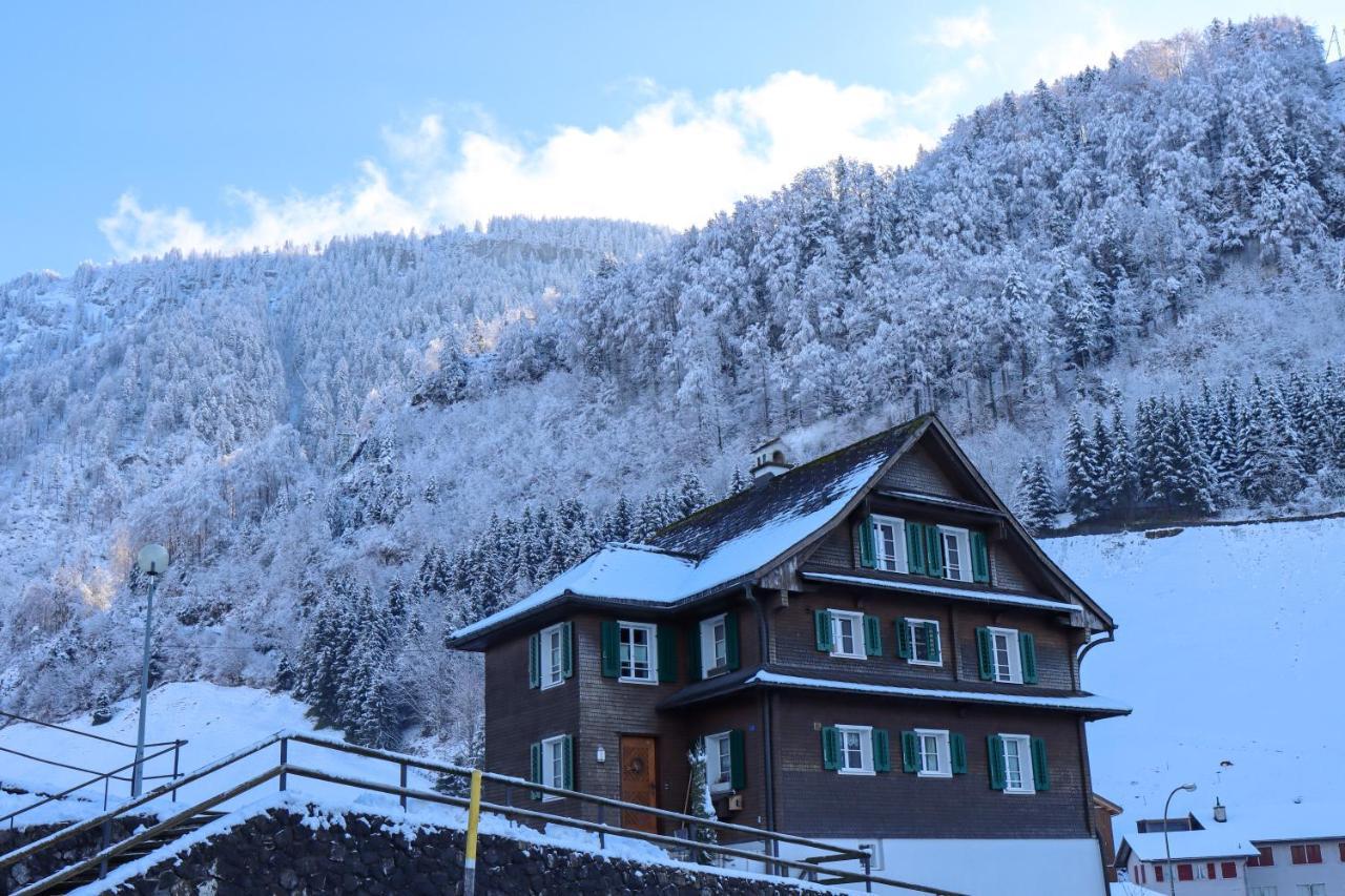 Ferienwohnung Szilvias Bergwiesenblick - Emmetten ganze Etage - 4 Zimmer Exterior foto